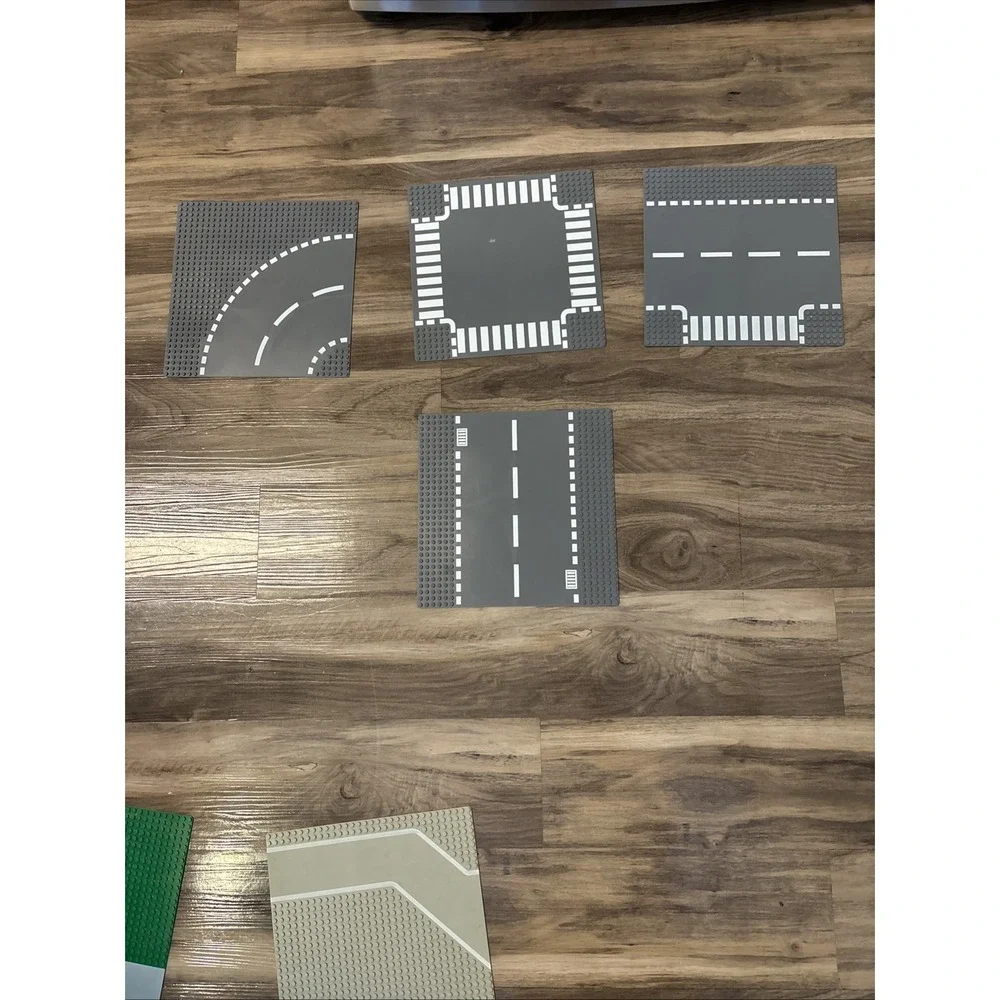 NON‎ Lego Lot of 4 Road Baseplates 32x32 City Dashed Line Street